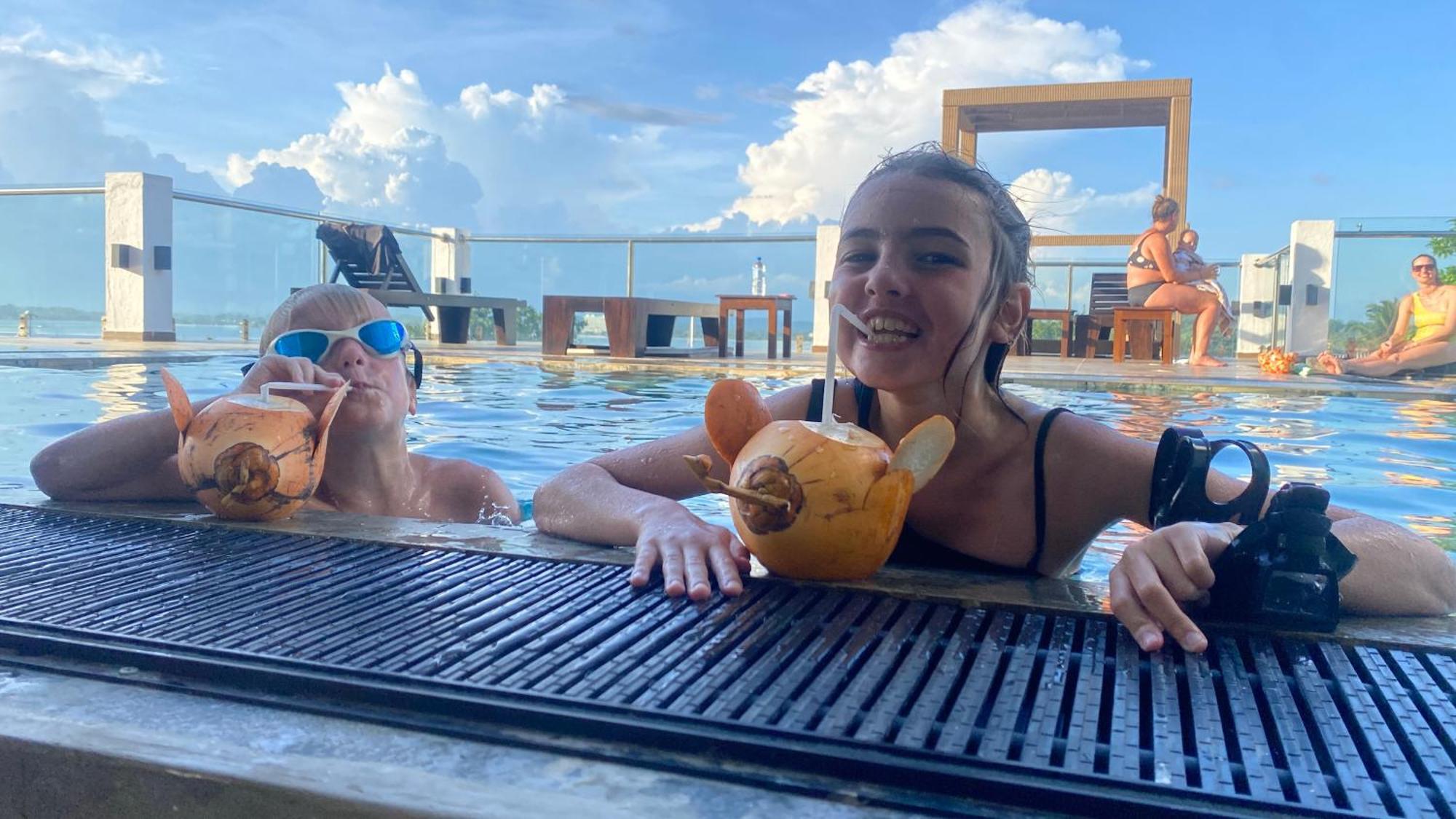 Emerald Bay Resort Мириса Екстериор снимка